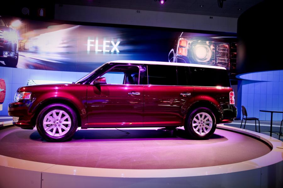  Ford Flex 2008 года  (фото 116 из 142)